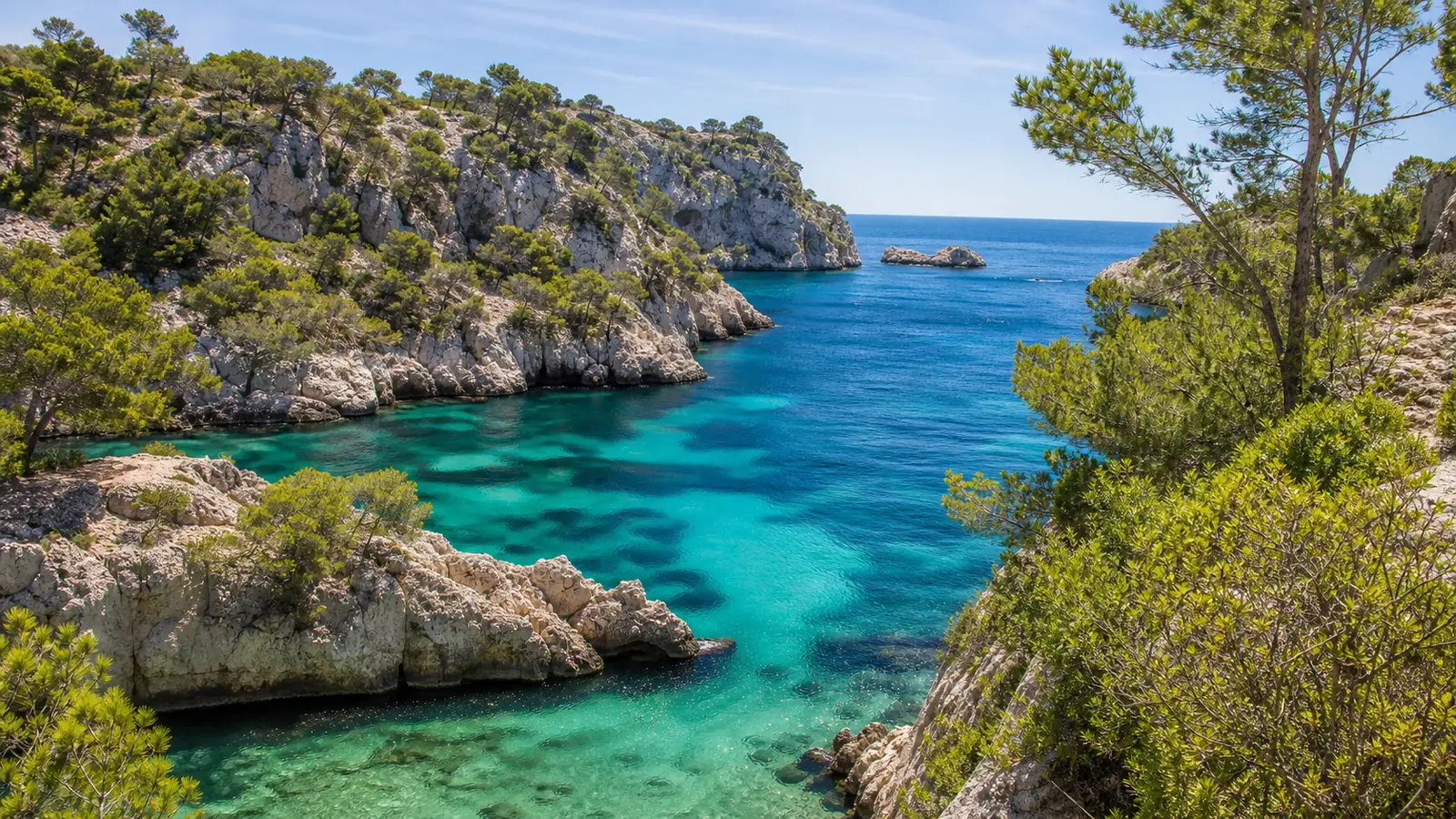 Visuel d’archive — Les Calanques depuis Marseille : préparer une sortie responsable
