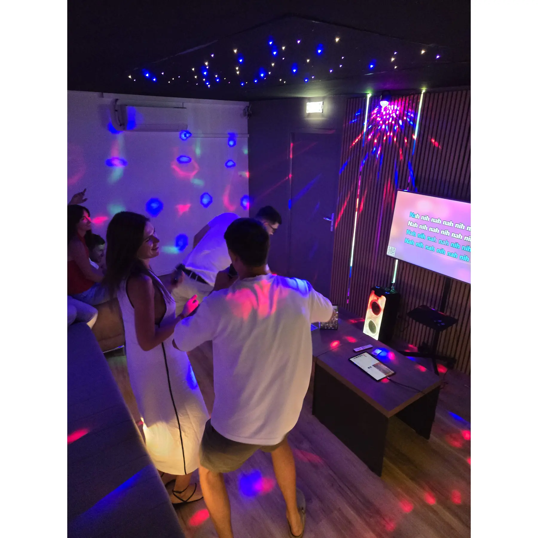 Salle de karaoké de Nice Sports & Games