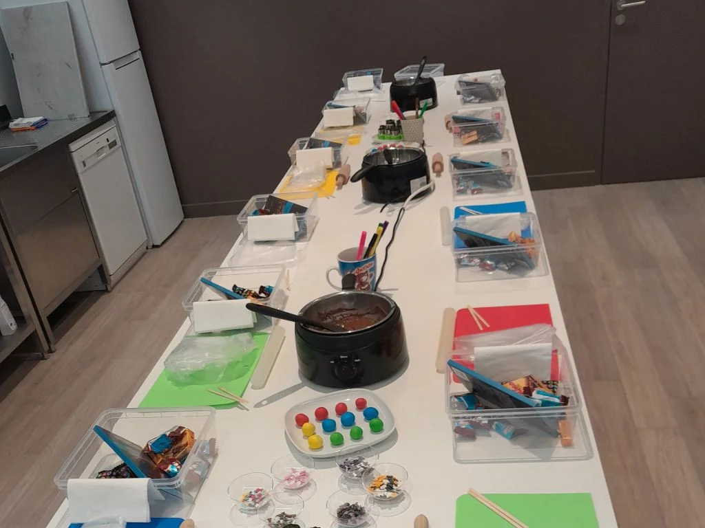 EN COULISSE ATELIERS CÉMOI