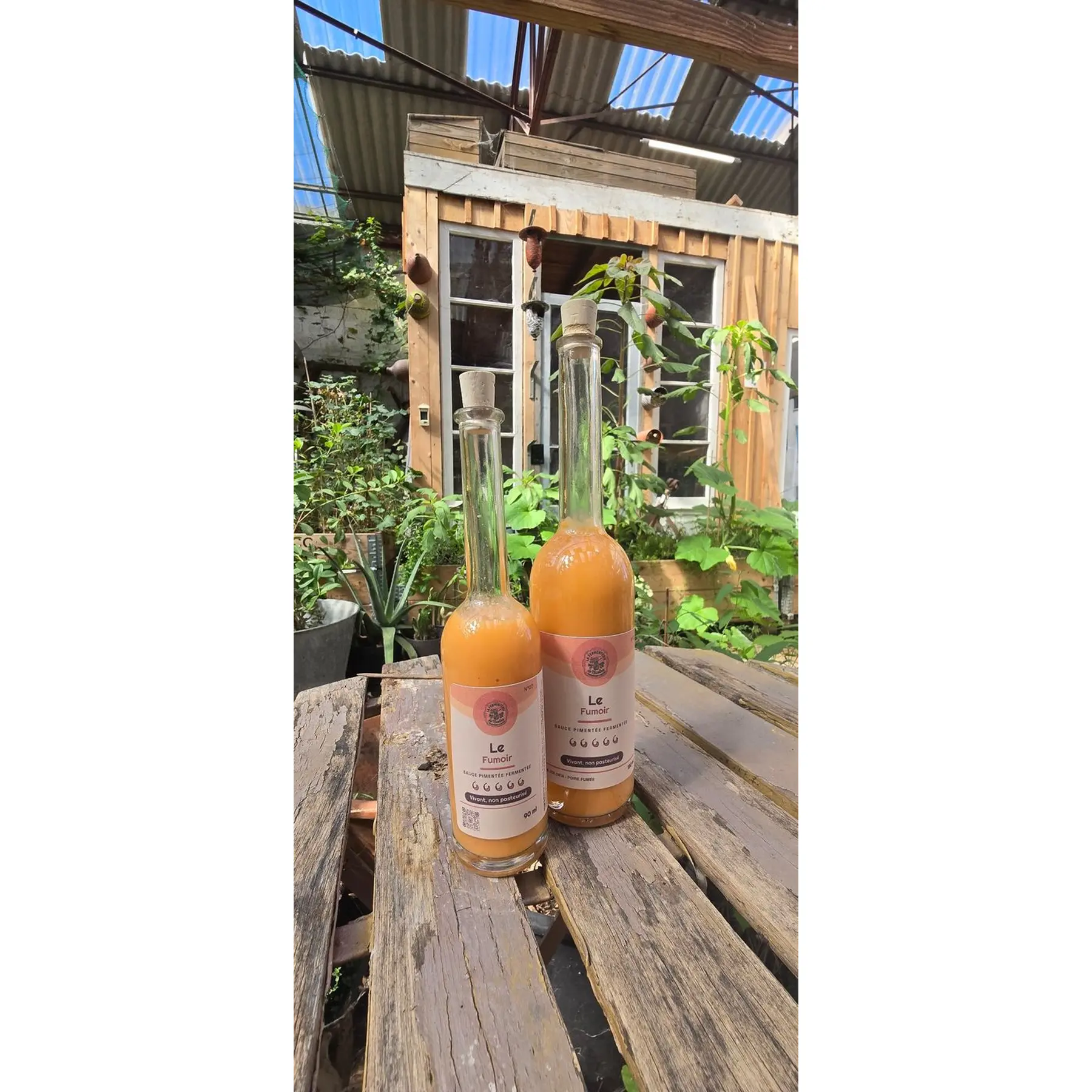 Deux bouteilles de sauce pimentée fermentée « Le Fumoir », 90 ml et 180 ml