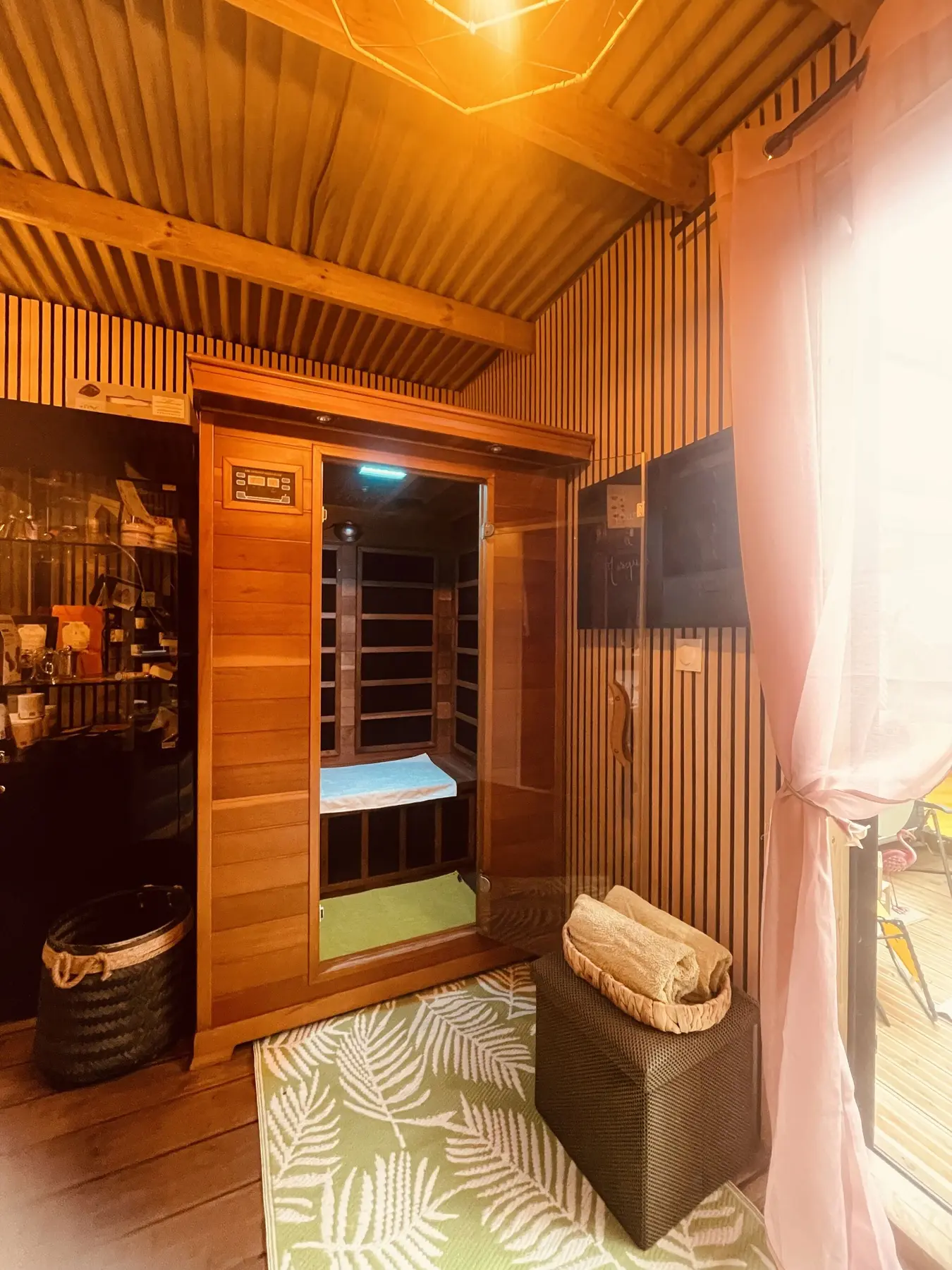 Cabine de sauna et espace de détente de L’Île Ô Vert