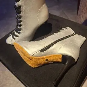 Chaussure grise Pointure 39