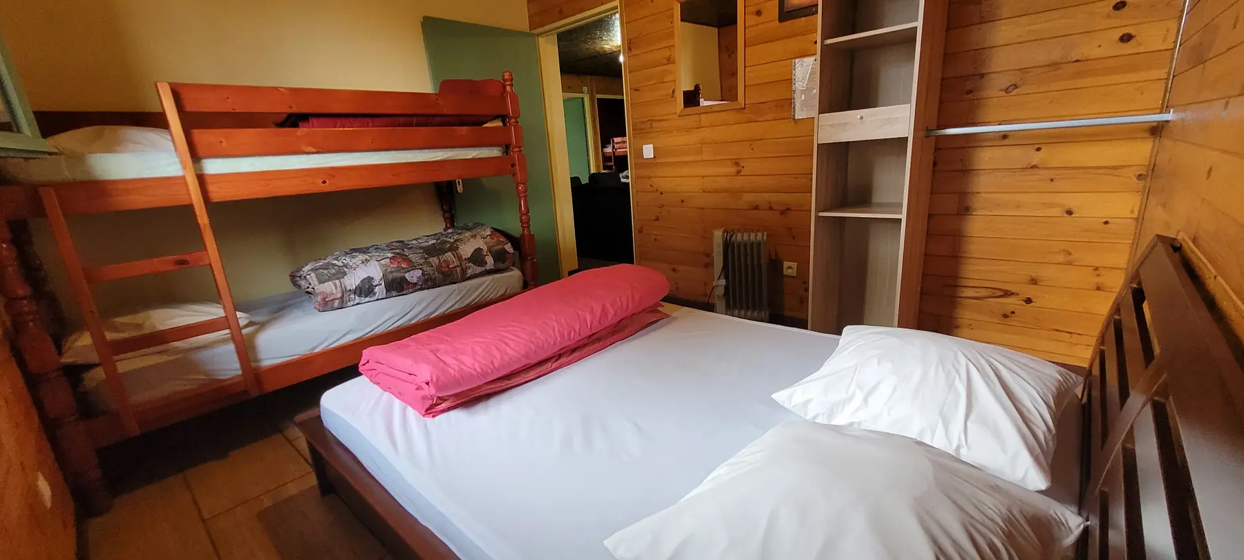 Une des chambres du meublé