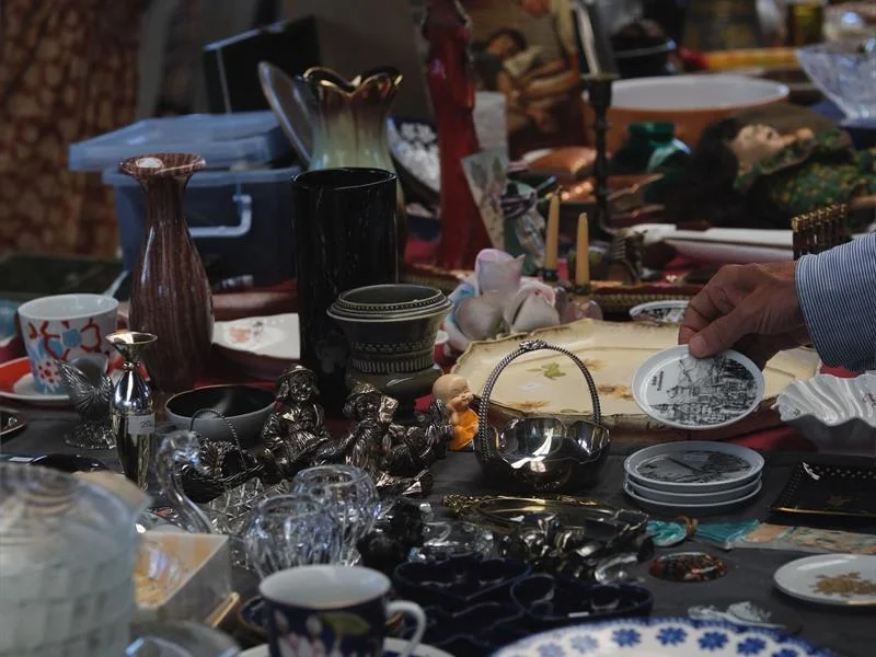 Marché de la brocante - place des Dominicains