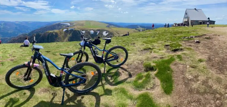 VTT électriques et panorama du Hohneck